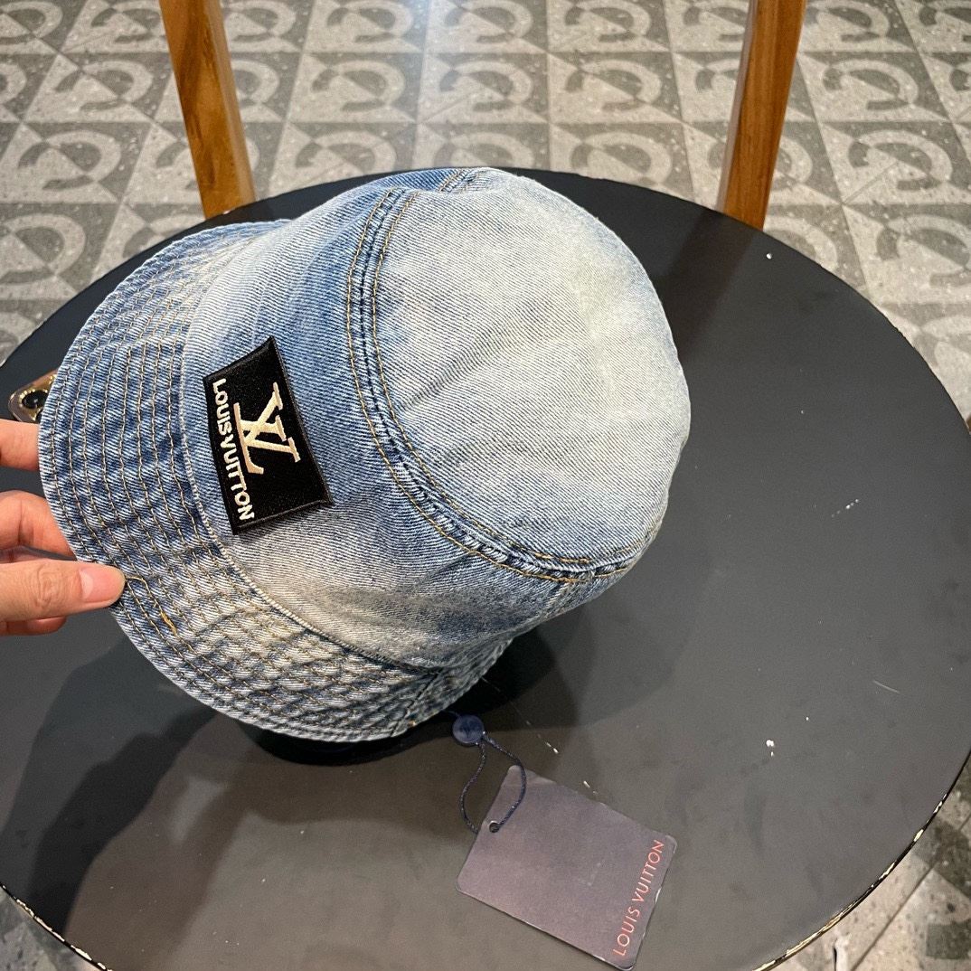 Louis Vuitton Caps